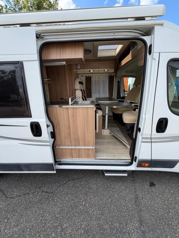 Fiat 2.3JTD 130PS**PILOTE V640 **LÄNGSBETT**