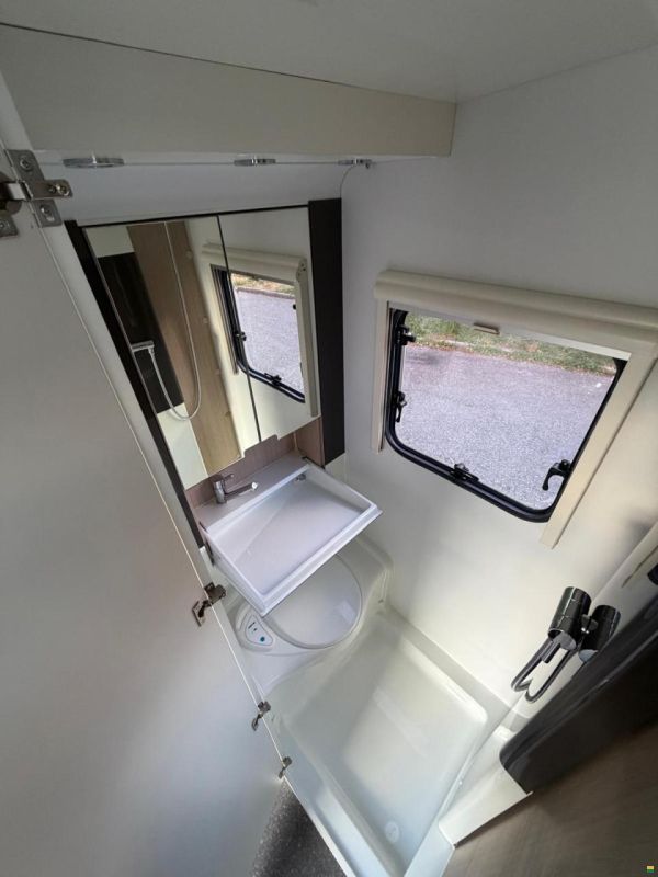 Adria ***ACTIO 391PH*** SEHR GEPLFLEGTER ***