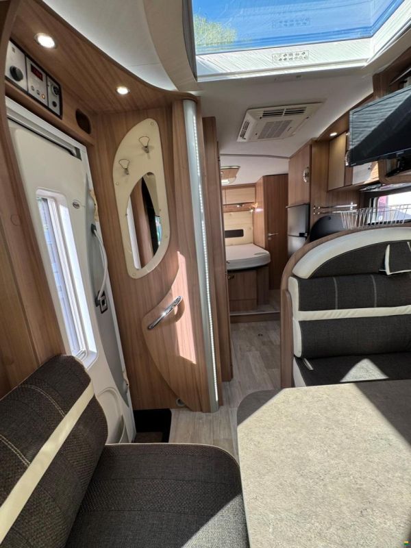 Pilote **GALAXY G690XLC**QUEENSBETT**