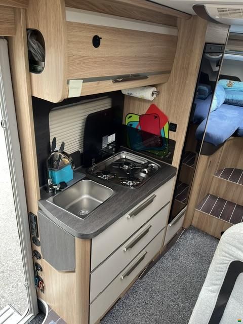 Knaus Sky TI 650 MEG