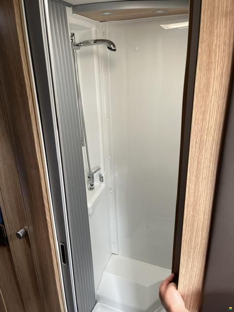 Knaus Sky TI 650 MEG