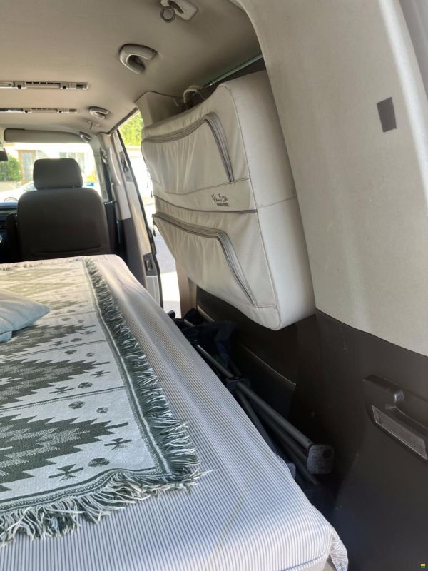 Volkswagen T5 Multivan 2.0 TDI