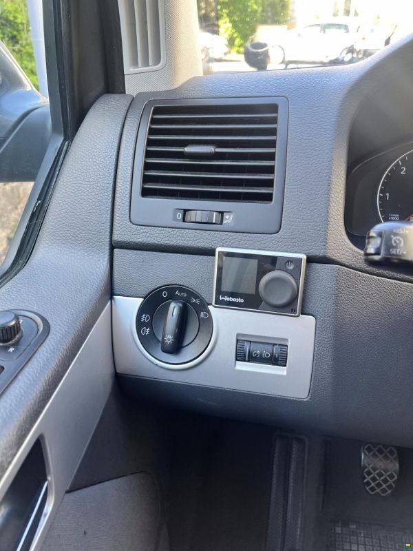 Volkswagen T5 Multivan 2.0 TDI