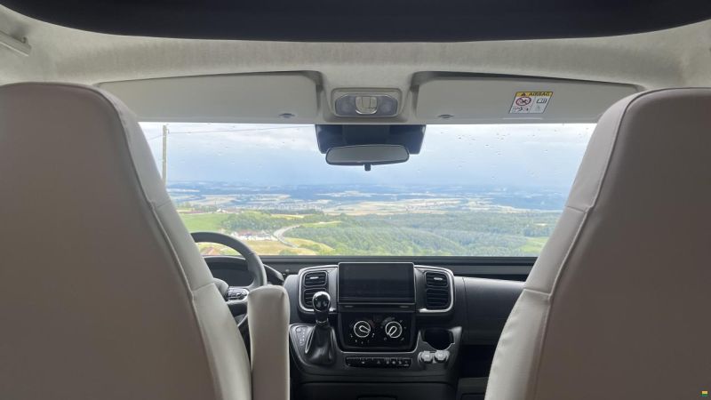 Pilote P690D