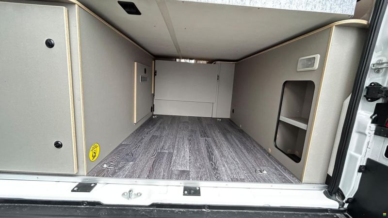Weinsberg CaraBus Grey 600 ME Edition Fire