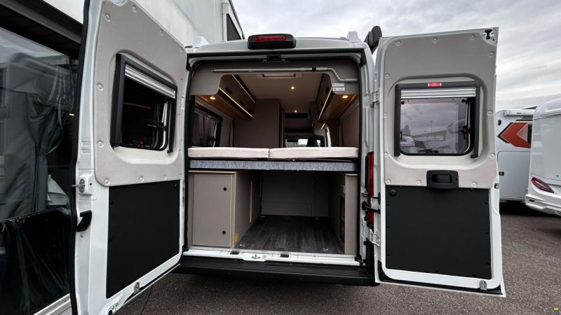 Weinsberg CaraBus Grey 600 ME Edition Fire