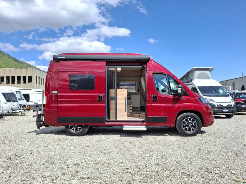 Hymer AYERS ROCK