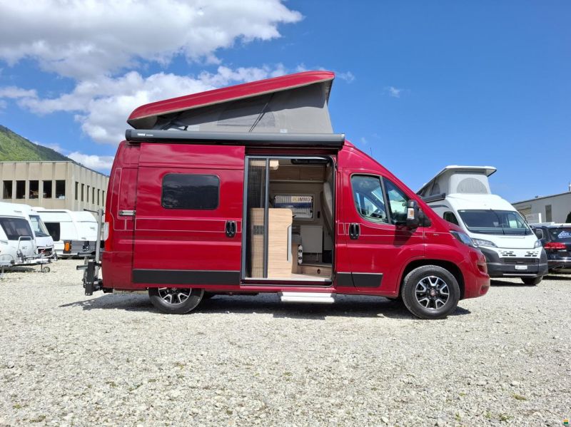 Hymer AYERS ROCK