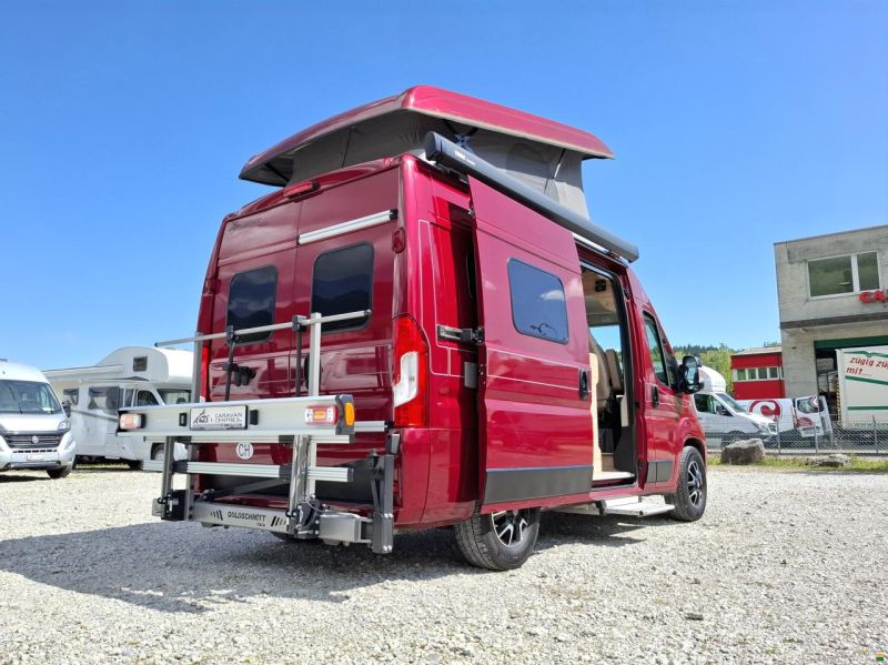 Hymer AYERS ROCK