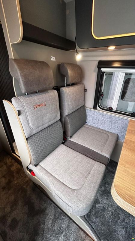 Weinsberg CaraBus Grey 600 MQ Ed. Fire