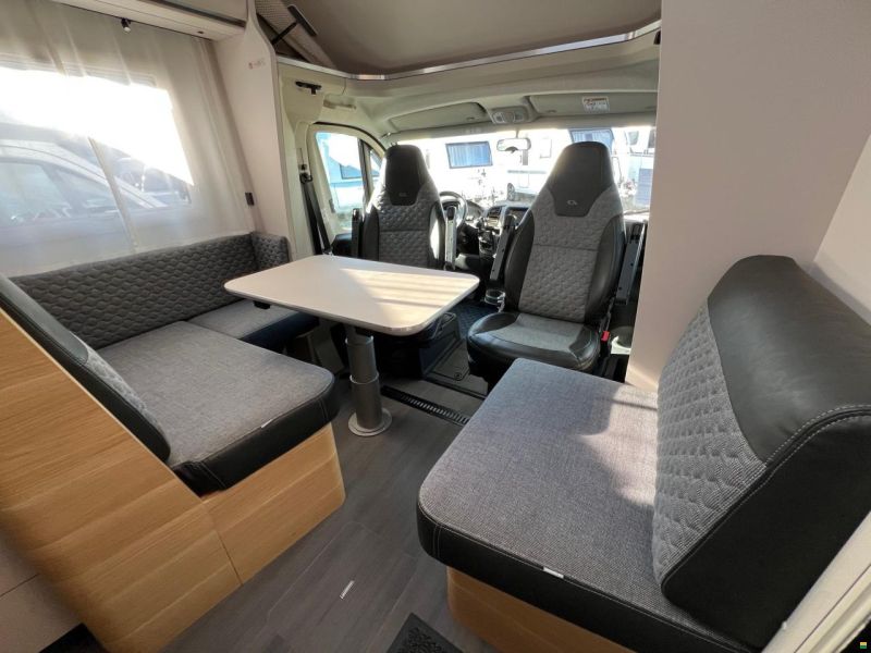 Adria Coral XL Axess 660 SL