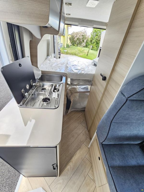 Challenger V114S mit Doppelbett & Schlafdach!