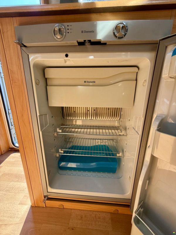 Adria Coral 660SL -Längsbetten -Garage