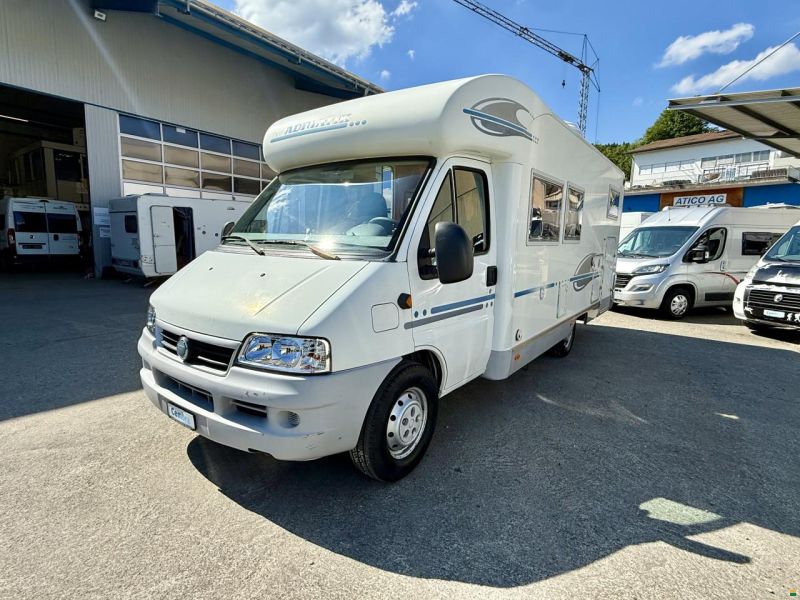Adria Coral 660SL -Längsbetten -Garage