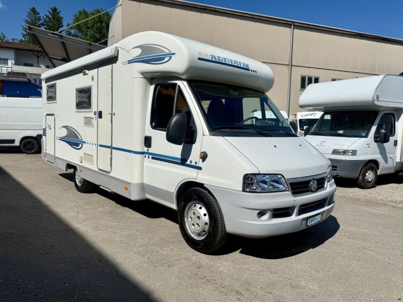 Adria Coral 660SL -L&auml;ngsbetten -Garage