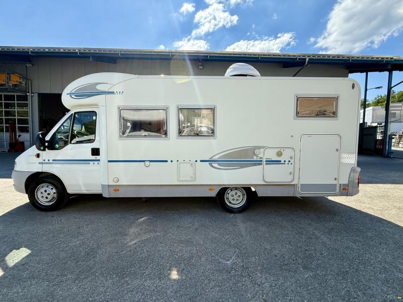 Adria Coral 660SL -Längsbetten -Garage