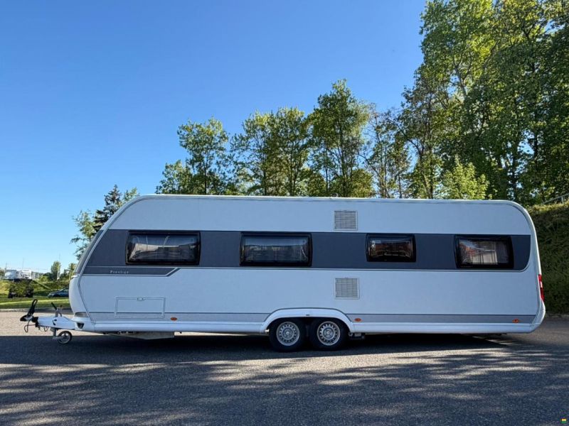 Hobby *PRESTIGE 720 UKFE *** KAJ&Uuml;TTENBETT***