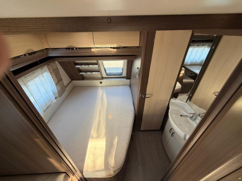 Hobby *PRESTIGE 720 UKFE *** KAJÜTTENBETT***