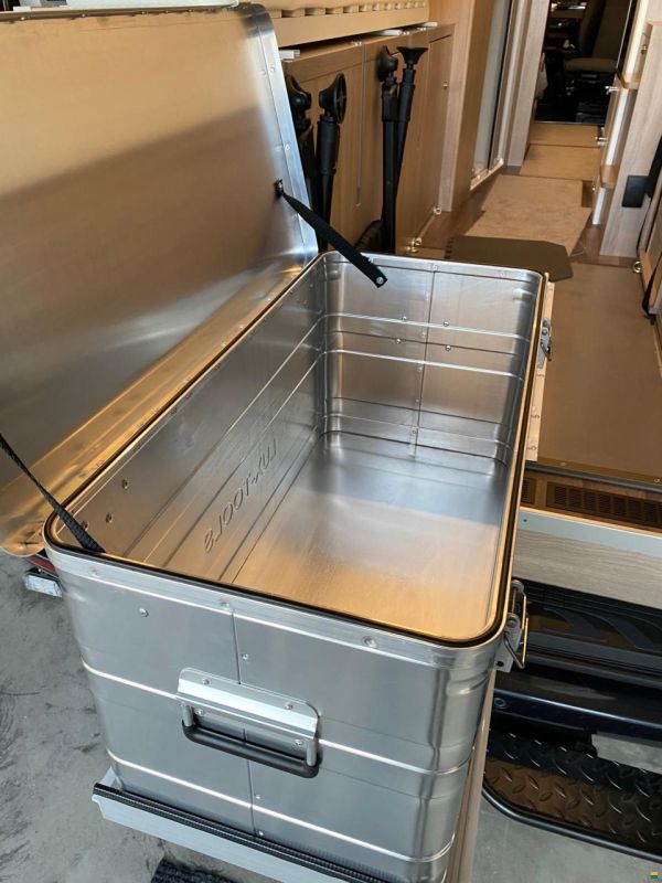 Kabe Van 690 LB 4x4 Mod.23