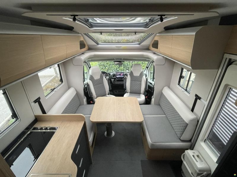 Adria Coral 670 DL 60 Years Deluxe