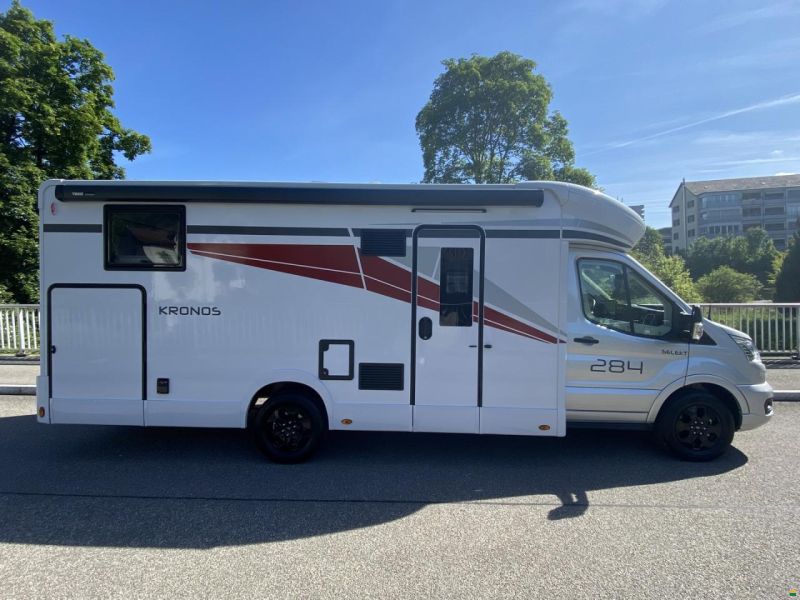 Roller Team Kronos 284TL, Ford 2.0TDCi 165PS Automat