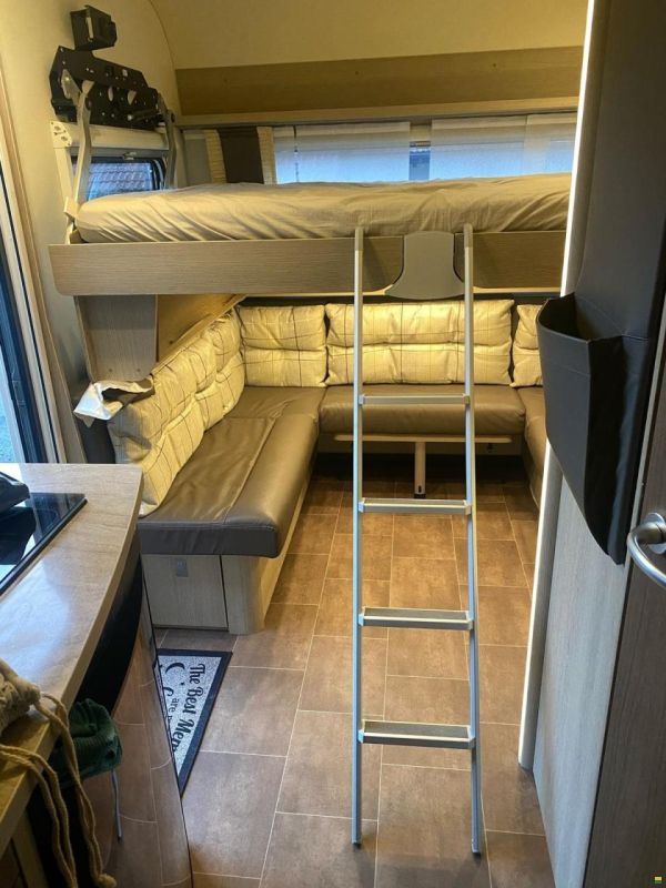 Bürstner Averso Plus 5105
