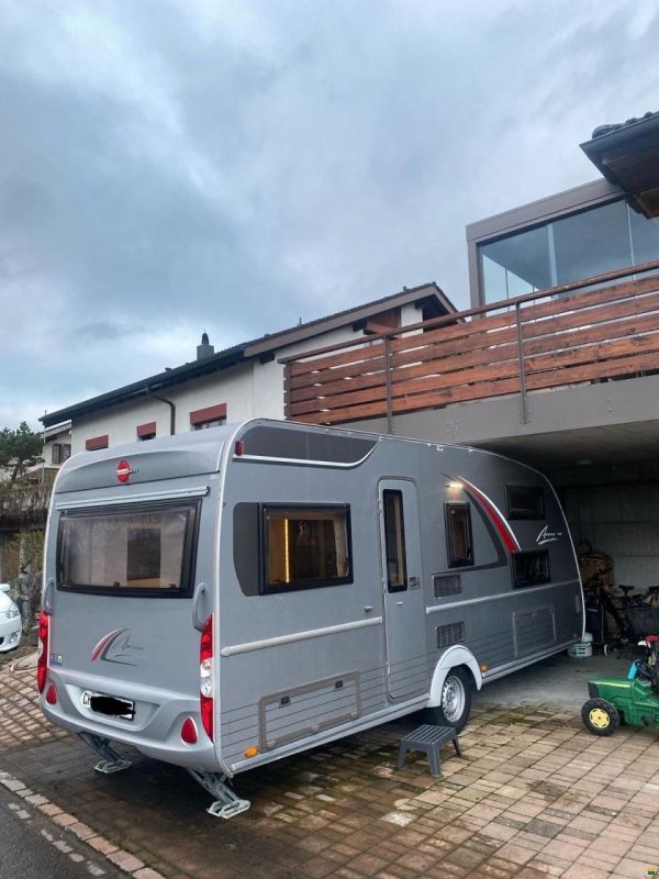 Bürstner Averso Plus 5105
