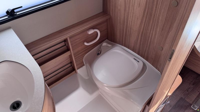 Eriba Triton 430 Silveredition