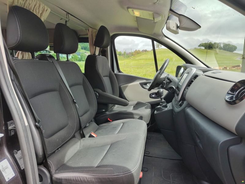 Renault Trafic dCi145