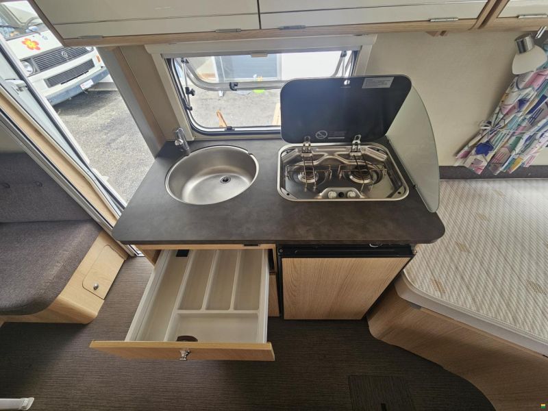 Eriba Touring 542 mit Einzelbett, Mover!