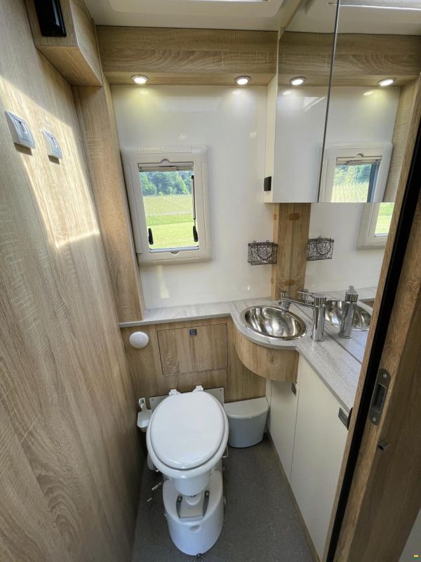 Iveco M-S Reisemobile 420G