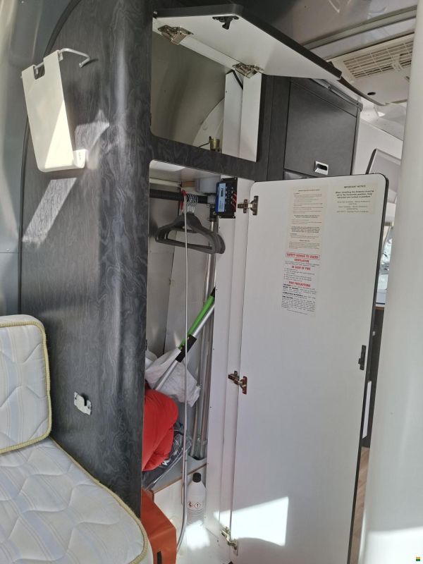 Airstream 684 International