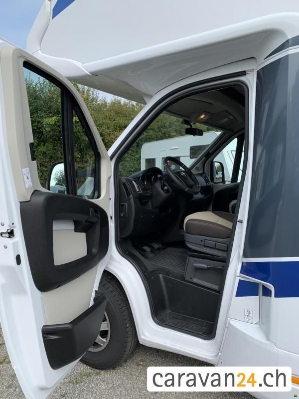 Knaus Live Traveller 650DG