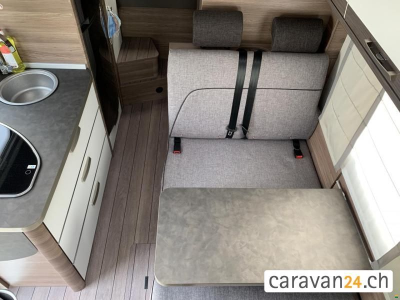 Knaus Live Traveller 650DG