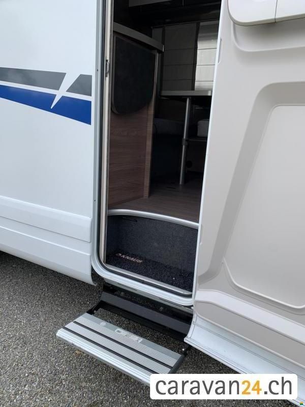 Knaus Live Traveller 650DG