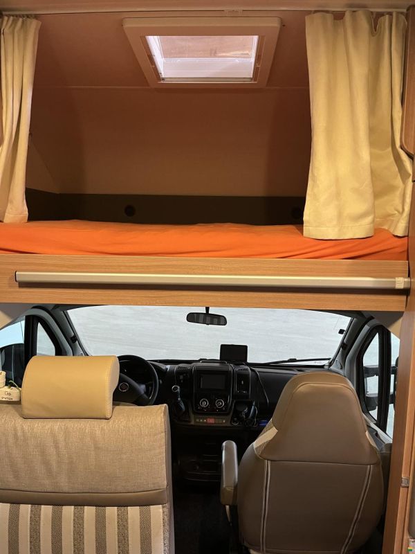 Knaus Sky Traveller 600 DKG