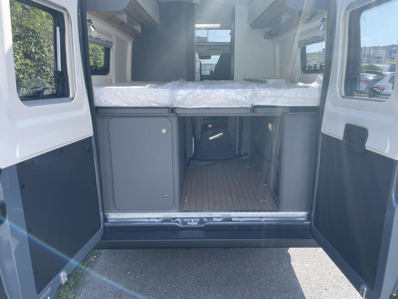 Hobby Prestige Van First-Edition 640 ET