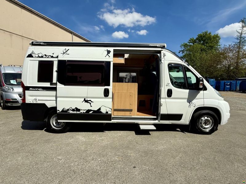 Adria 4 Twin - Family Spezial Kompakt Edition