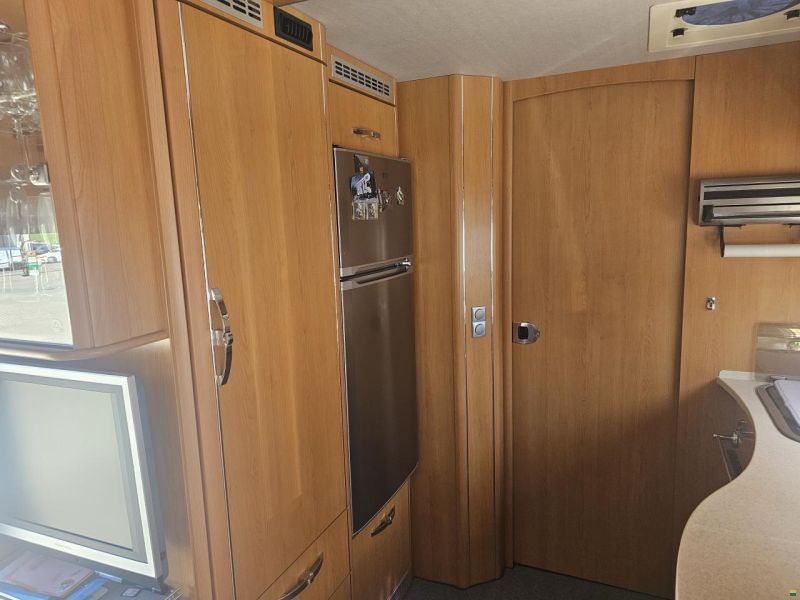 MAN Phoenix Liner