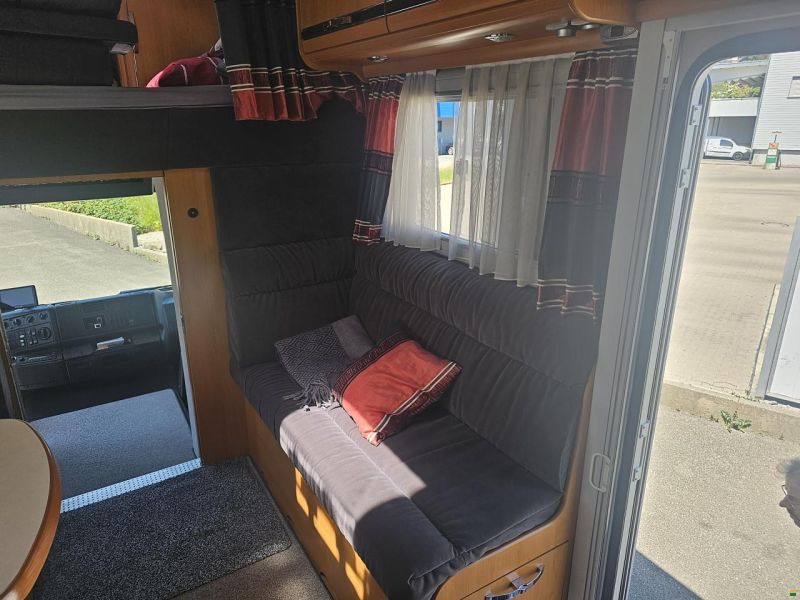 MAN Phoenix Liner