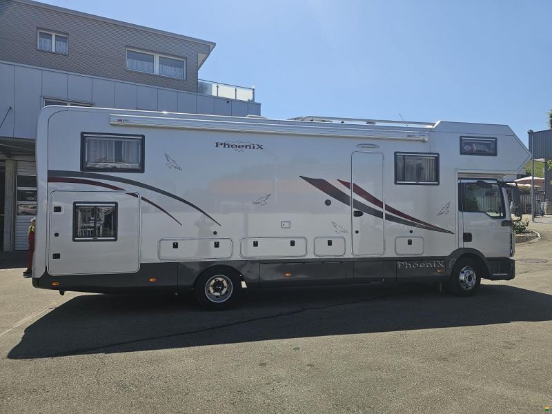 MAN Phoenix Liner