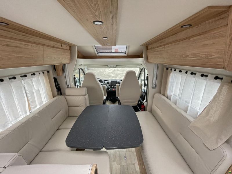 Pilote P726 P