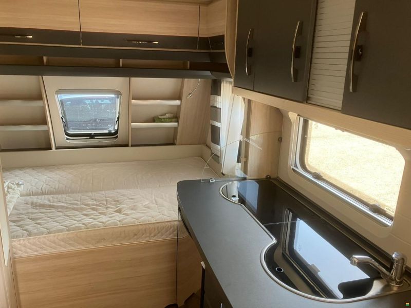 Hobby De Luxe Edition 440 SF