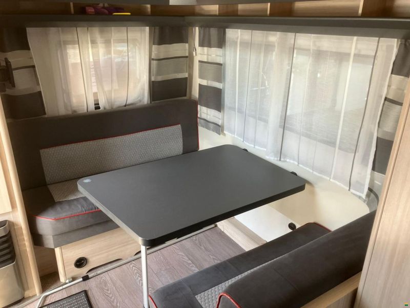 Hobby De Luxe Edition 440 SF