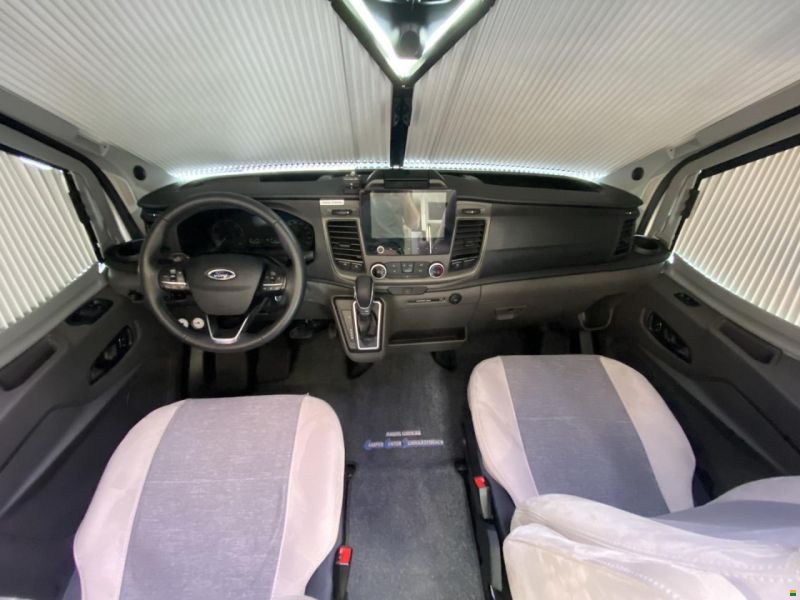 Challenger Graphite 260 Premium, Ford 170PS Automat