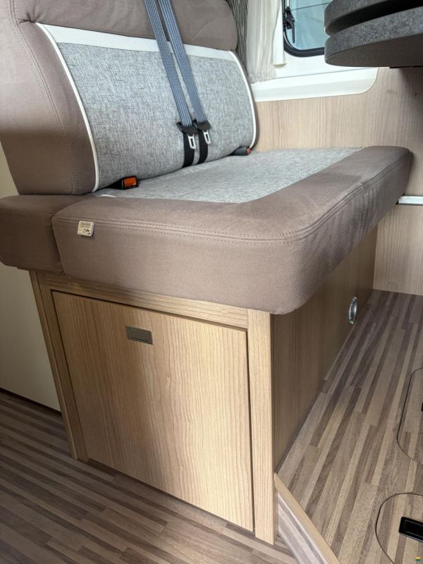 Carthago Malibu Van comfort DB 600