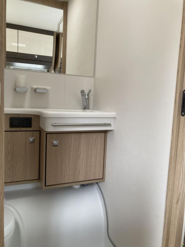 Bürstner Averso 490 TL