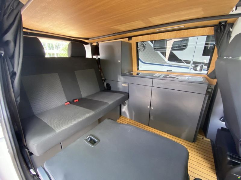 Volkswagen T6.1 2.0TDI 150PS 4M, Custom Bus
