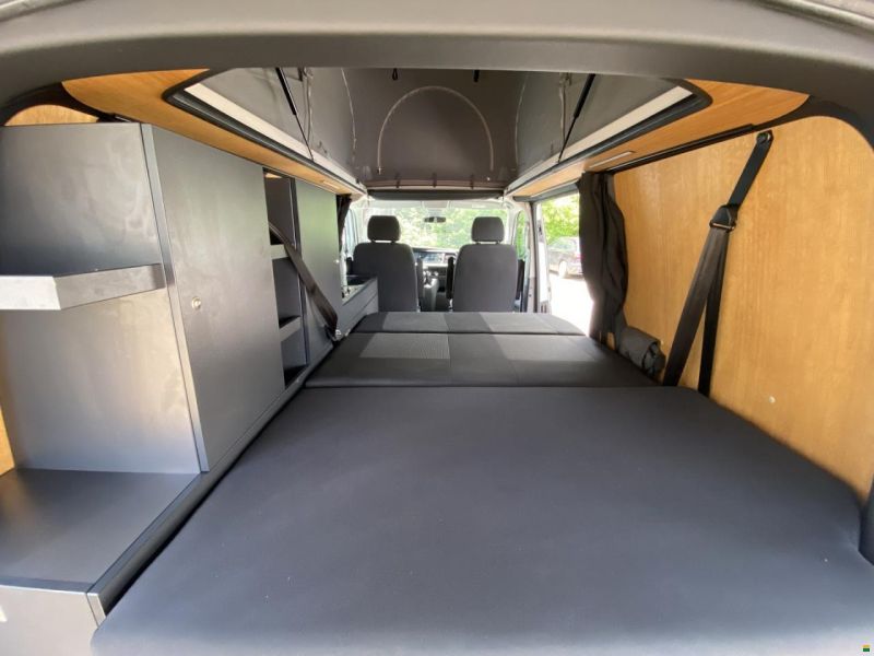 Volkswagen T6.1 2.0TDI 150PS 4M, Custom Bus
