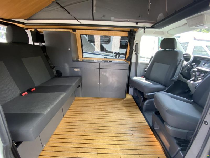 Volkswagen T6.1 2.0TDI 150PS 4M, Custom Bus